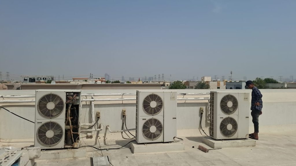 ac leaking water dubai.jpg